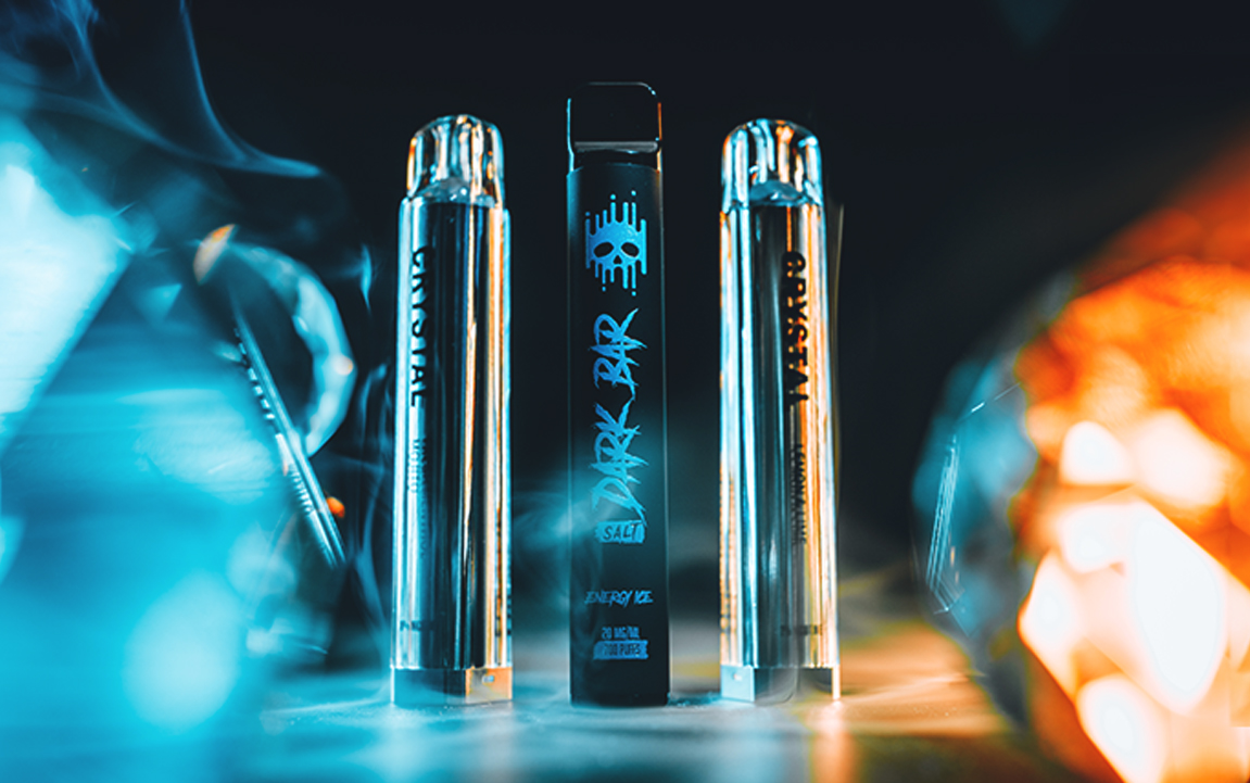 E-papierosy jednorazowe Sofly Air w pastelowych kolorach, przypominające luksusowe szminki lub mini-markery, ułożone estetycznie.