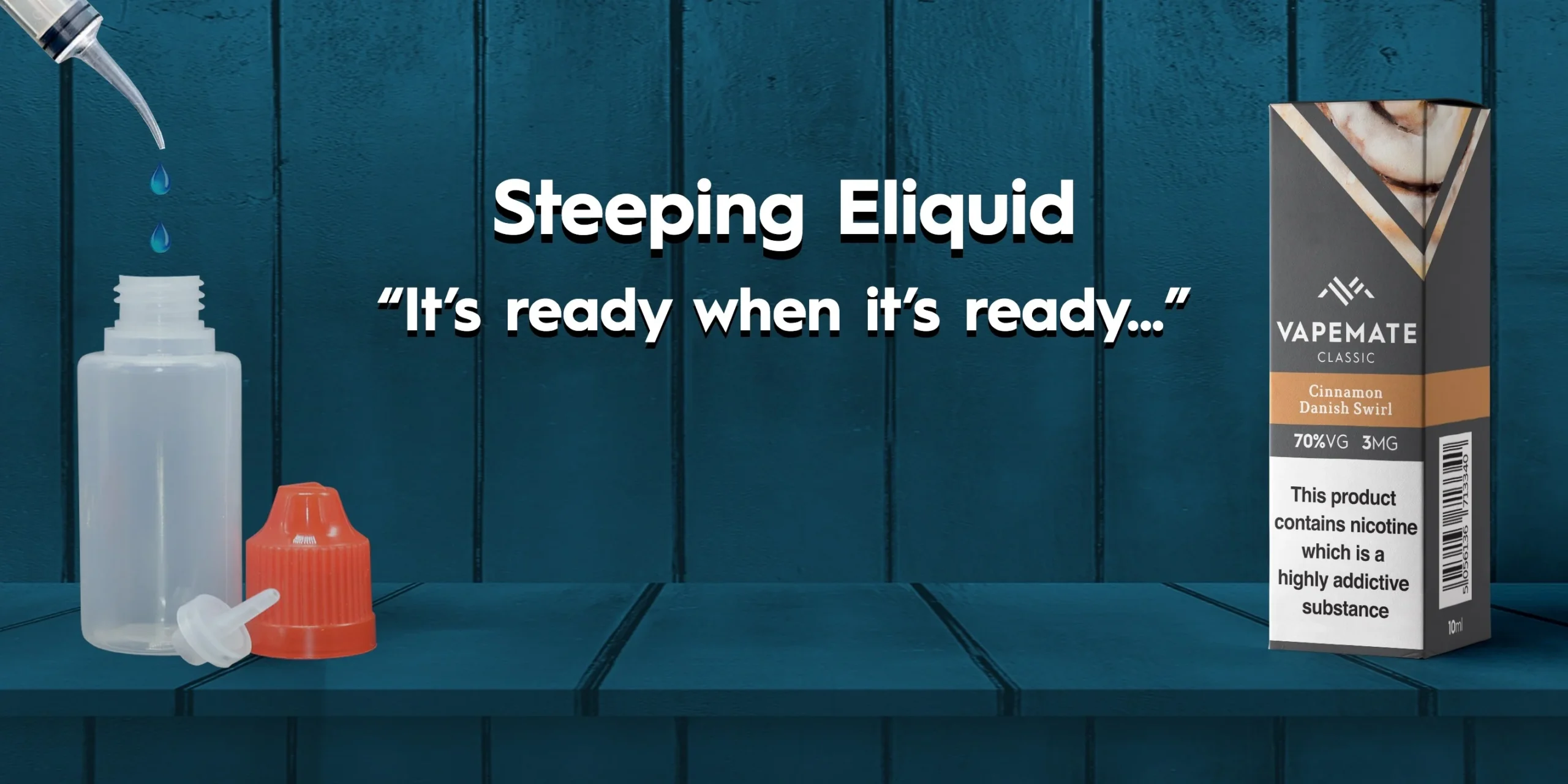 Szereg butelek z e-liquidem odstawionych w ciemnym, chłodnym miejscu do leżakowania (steepingu) na kilka dni lub tydzień.