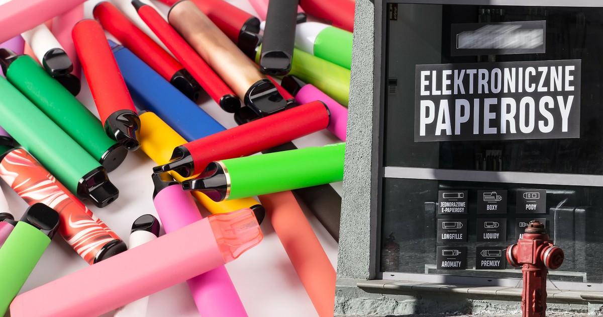 ile kosztuje palenie,jak oszczędzać pieniądze,zamiennik papierosów,najtańsze jednorazówki,vaping oszczędności