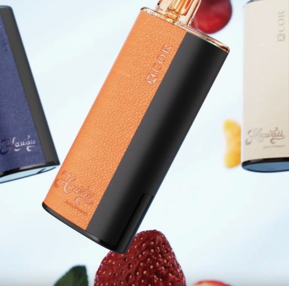 Dwa e-papierosy XCOR z oznaczeniami 12000 i 12K, ilustrujące różnice w nazewnictwie.