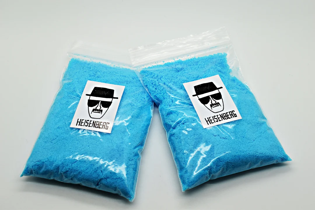 Breaking Bad Heisenberg efekt, niebieska metamfetamina krystaliczna, symbol Breaking Bad, chemia popkultura - Breaking Bath - Breaking Bad Inspired - Heisenberg