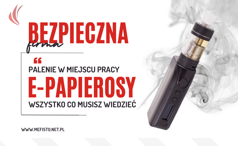 Uśmiechnięta osoba wychodząca z biura w piątek po południu, trzymająca w dłoni nowoczesny e-papieros, z promieniami słońca w tle.