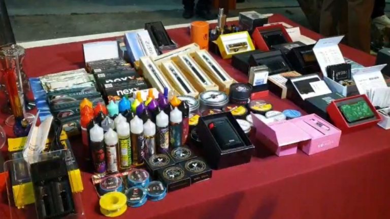 Tajlandia nocny targ e-papierosy nielegalna sprzedaż - E-papierosy są nadal zakazane na rynku tajskim, powtarza minister ...