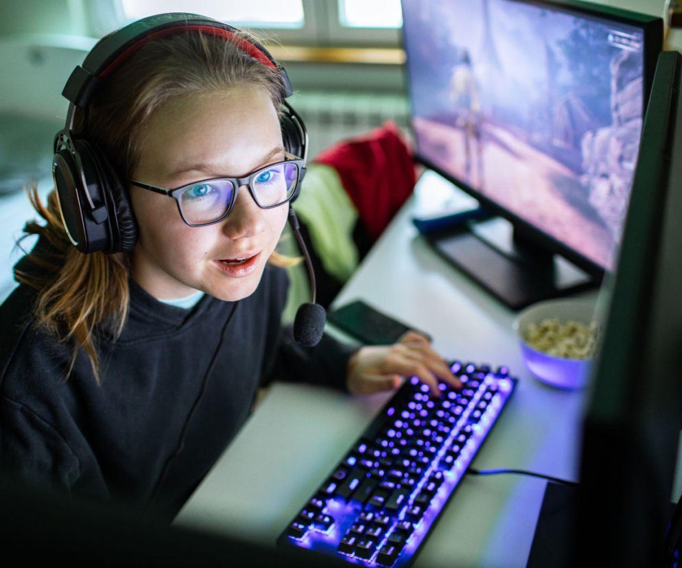 nastolatek brak kieszonkowego vape, puste kieszenie pieniądze wydatki nastolatka, gdzie znikają pieniądze dziecka - Dziecko wydaje kieszonkowe na gry? Zamiast zabierać pieniądze ...