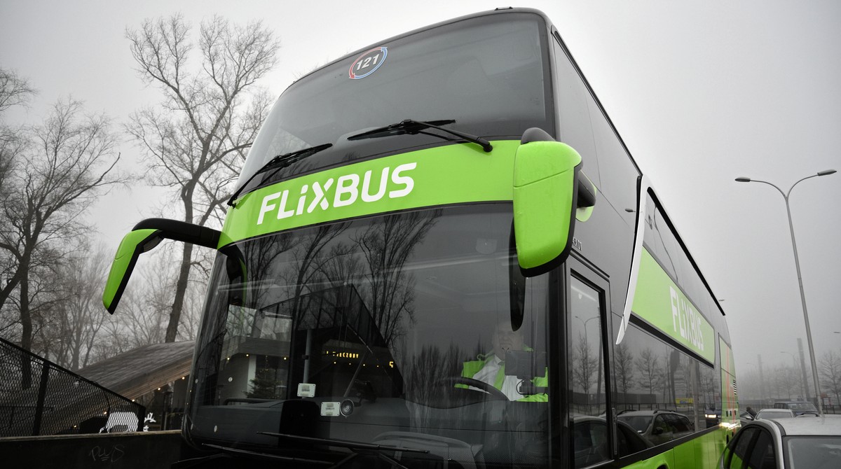 FlixBus e-papieros podróż autokarem vaping poradnik survival - FlixBus testuje autobusy elektryczne – we Francji i Niemczech