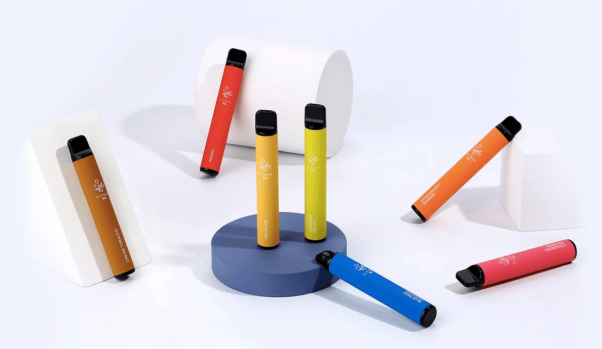 Elf Bar vs Geek Bar porównanie e-papierosów, jednorazowe vape marki, Elf Bar Geek Bar obok siebie - Elf Bar vs Geek Bar: A Comprehensive Comparison of ...